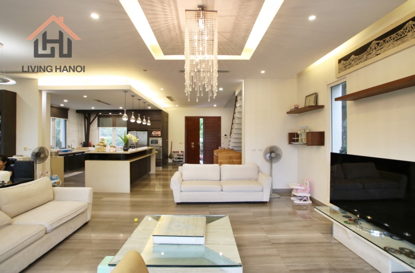 04 bedroom villa for rent in Vinhomes Riverside, Long Bien, Hanoi 04 bedroom villa for rent in Vinhomes Riverside, Long Bien, Hanoi