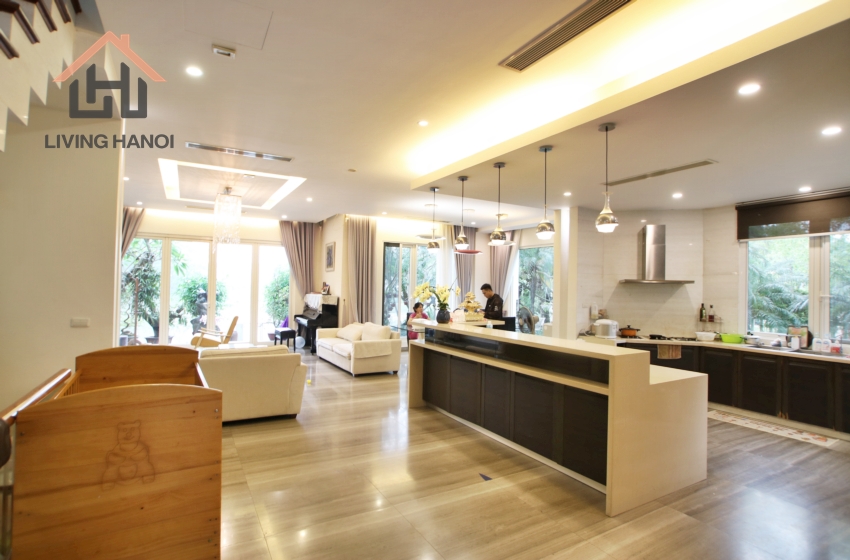 04 bedroom villa for rent in Vinhomes Riverside, Long Bien, Hanoi 04 bedroom villa for rent in Vinhomes Riverside, Long Bien, Hanoi