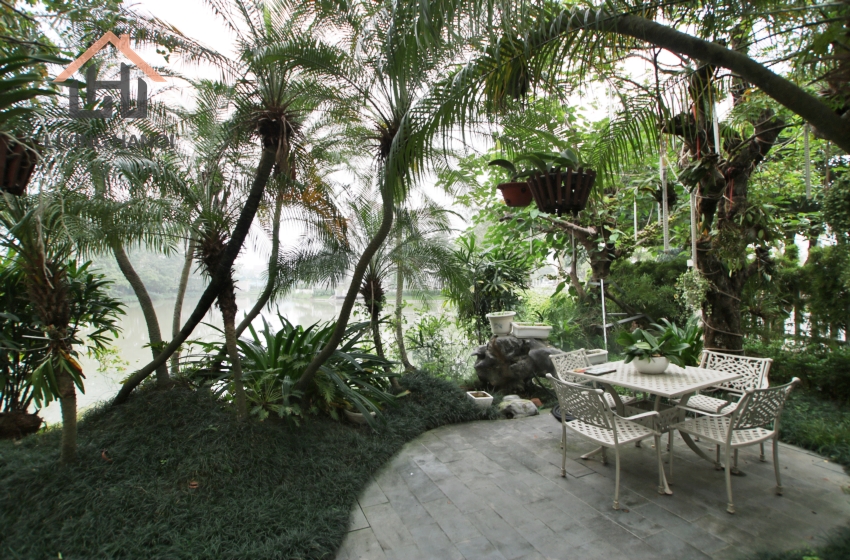 04 bedroom villa for rent in Vinhomes Riverside, Long Bien, Hanoi 04 bedroom villa for rent in Vinhomes Riverside, Long Bien, Hanoi