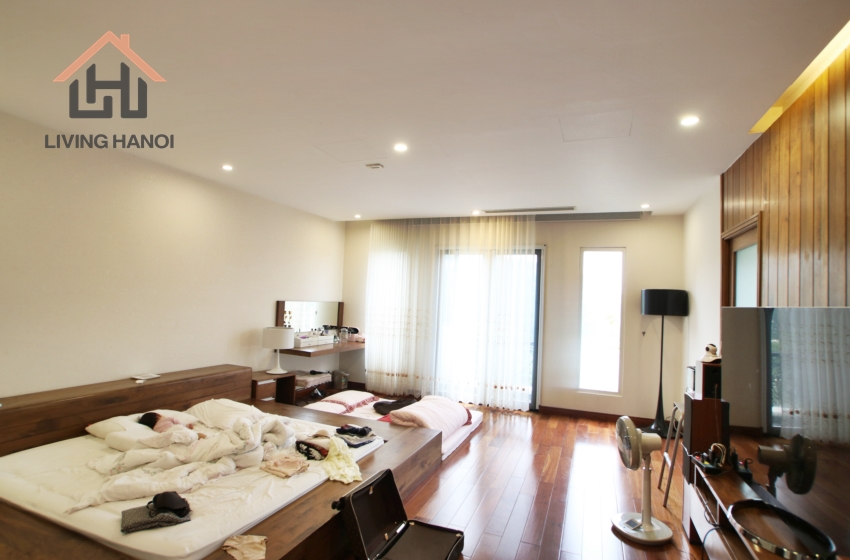 04 bedroom villa for rent in Vinhomes Riverside, Long Bien, Hanoi 04 bedroom villa for rent in Vinhomes Riverside, Long Bien, Hanoi