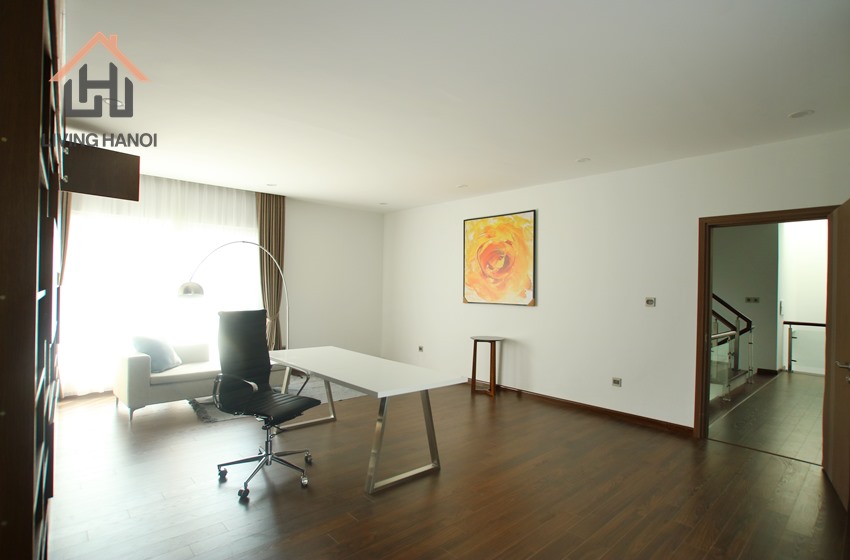 Absolutely beautiful villa with big yard, balcony in Ciputra Q urban area, Hanoi Absolutely beautiful villa with big yard, balcony in Ciputra Q urban area, Hanoi