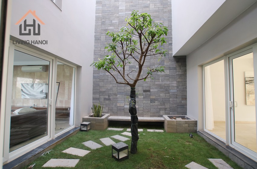 Absolutely beautiful villa with big yard, balcony in Ciputra Q urban area, Hanoi Absolutely beautiful villa with big yard, balcony in Ciputra Q urban area, Hanoi