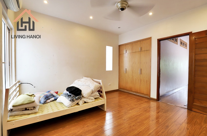 Beautiful 04 bedroom house for rent with lakeview in Tay Ho, Hanoi Beautiful 04 bedroom house for rent with lakeview in Tay Ho, Hanoi