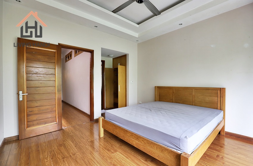 Beautiful 04 bedroom house for rent with lakeview in Tay Ho, Hanoi Beautiful 04 bedroom house for rent with lakeview in Tay Ho, Hanoi