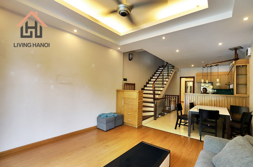 Beautiful 04 bedroom house for rent with lakeview in Tay Ho, Hanoi Beautiful 04 bedroom house for rent with lakeview in Tay Ho, Hanoi