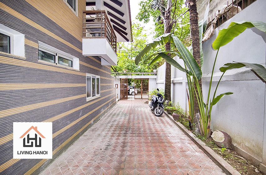 Beautiful 3 bedroom villa with pool for rent in Tay Ho, Hanoi. Beautiful 3 bedroom villa with pool for rent in Tay Ho, Hanoi.