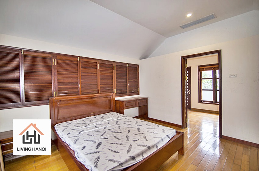 Beautiful 3 bedroom villa with pool for rent in Tay Ho, Hanoi. Beautiful 3 bedroom villa with pool for rent in Tay Ho, Hanoi.
