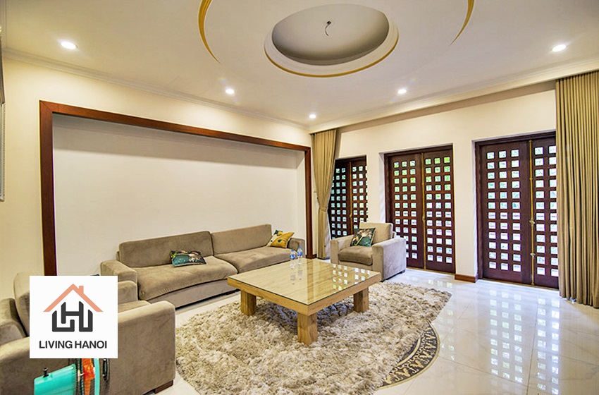 Beautiful 3 bedroom villa with pool for rent in Tay Ho, Hanoi. Beautiful 3 bedroom villa with pool for rent in Tay Ho, Hanoi.