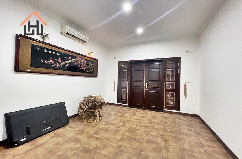 Beautiful 4 bedroom villa close to Unis in Ciputra, Hanoi Beautiful 4 bedroom villa close to Unis in Ciputra, Hanoi