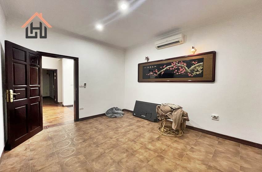 Beautiful 4 bedroom villa close to Unis in Ciputra, Hanoi Beautiful 4 bedroom villa close to Unis in Ciputra, Hanoi