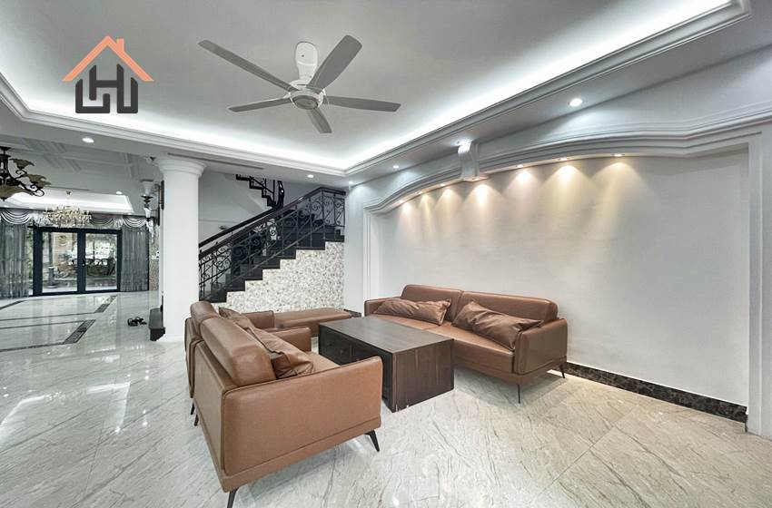 Beautiful 4 bedroom villa close to Unis in Ciputra, Hanoi Beautiful 4 bedroom villa close to Unis in Ciputra, Hanoi