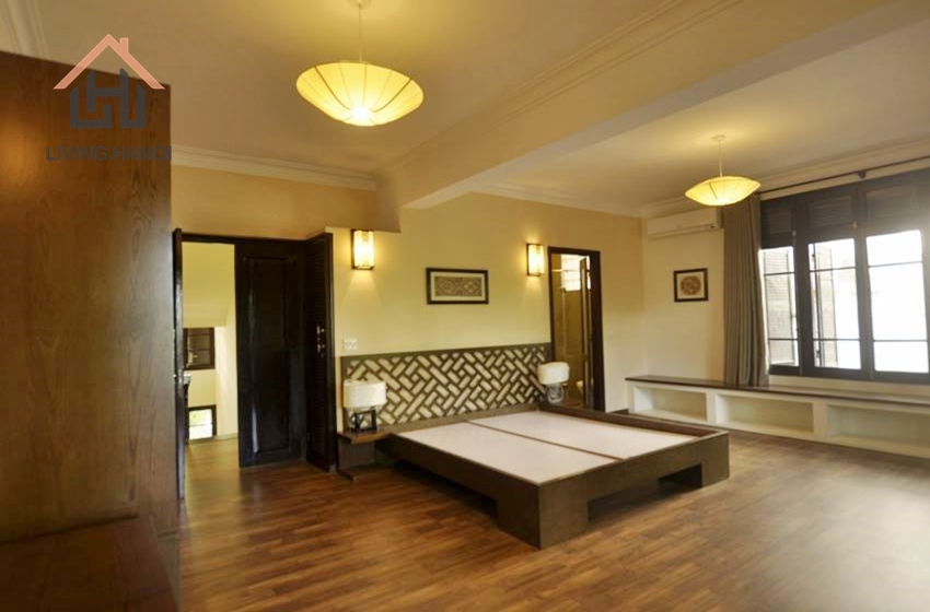 Beautiful layout, fully furnished 3 bedrooms villa with bright windows for rent in Tay Ho Beautiful layout, fully furnished 3 bedrooms villa with bright windows for rent in Tay Ho
