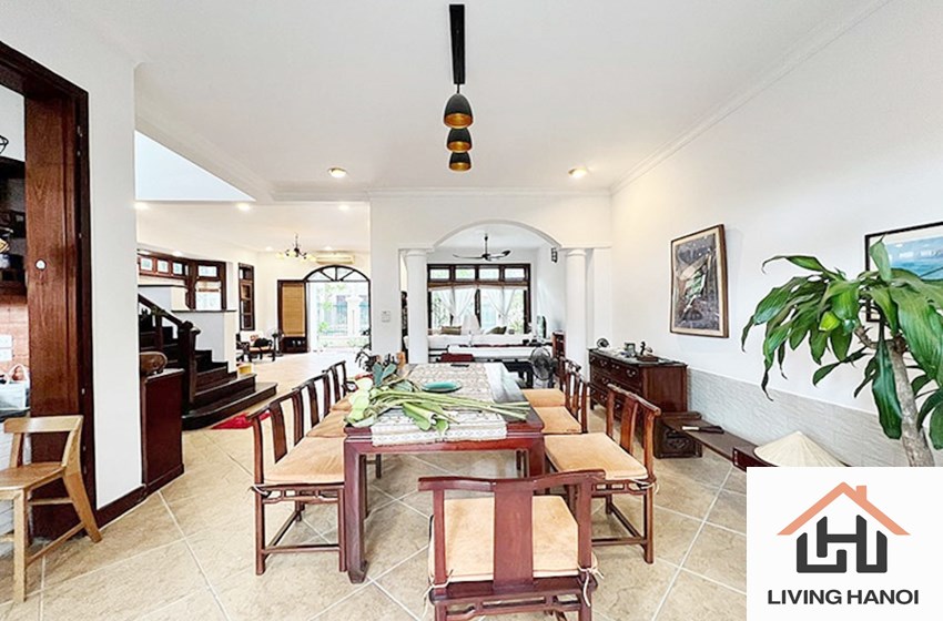 Beautiful villa for rent in Ciputra, Tay Ho, Ha Noi Beautiful villa for rent in Ciputra, Tay Ho, Ha Noi