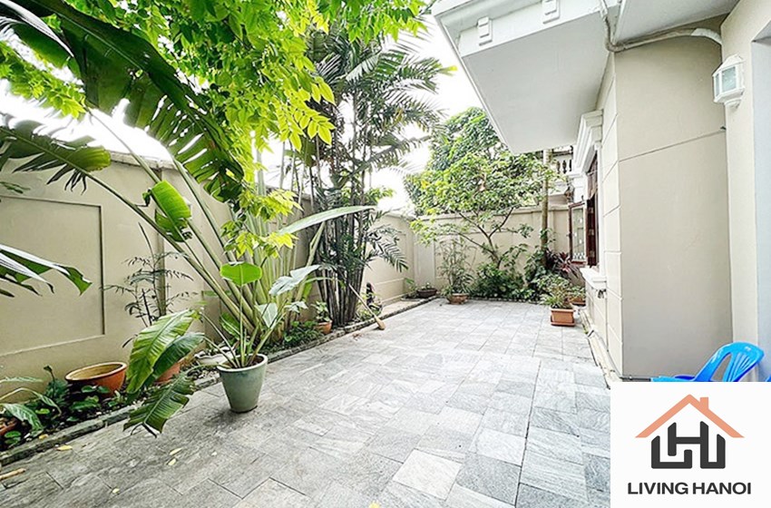Beautiful villa for rent in Ciputra, Tay Ho, Ha Noi Beautiful villa for rent in Ciputra, Tay Ho, Ha Noi