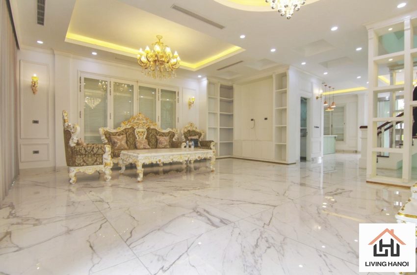 Bright 04 bedroom house for rent in Vinhomes Riverside, Long Bien, Hanoi Bright 04 bedroom house for rent in Vinhomes Riverside, Long Bien, Hanoi