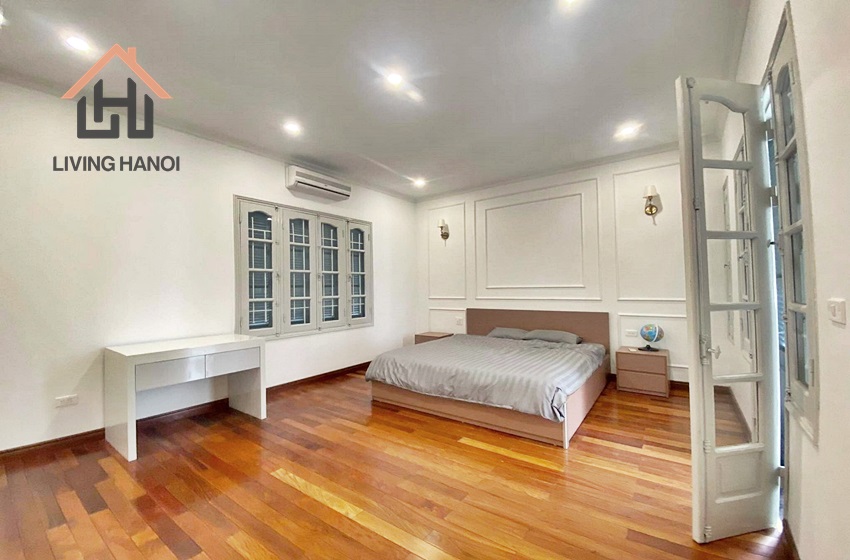 Bright house with 5 bedrooms for rent in Tay Ho, Hanoi Bright house with 5 bedrooms for rent in Tay Ho, Hanoi