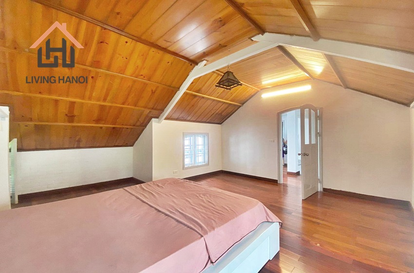Bright house with 5 bedrooms for rent in Tay Ho, Hanoi Bright house with 5 bedrooms for rent in Tay Ho, Hanoi
