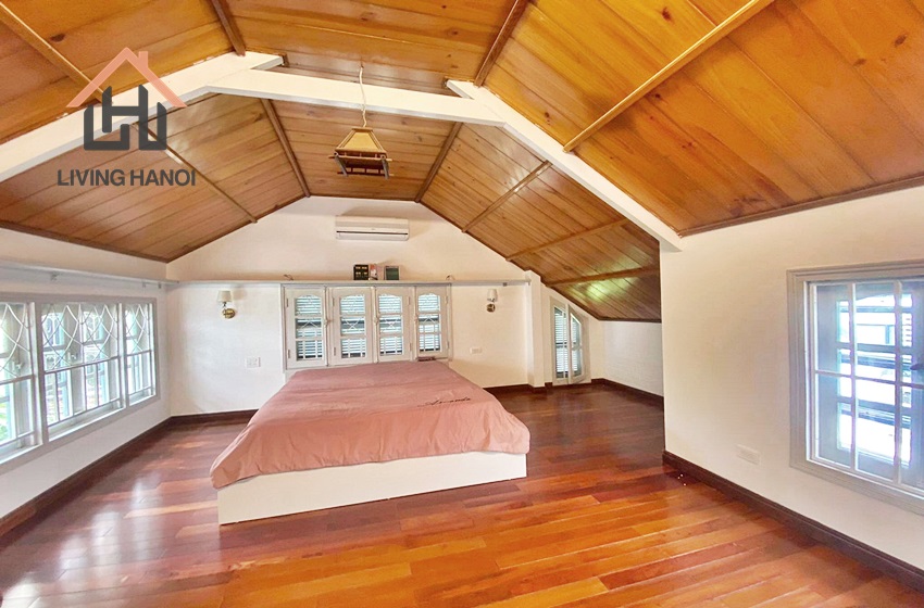 Bright house with 5 bedrooms for rent in Tay Ho, Hanoi Bright house with 5 bedrooms for rent in Tay Ho, Hanoi