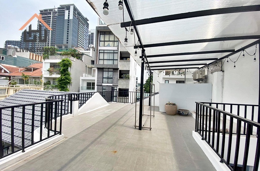 Bright house with 5 bedrooms for rent in Tay Ho, Hanoi Bright house with 5 bedrooms for rent in Tay Ho, Hanoi