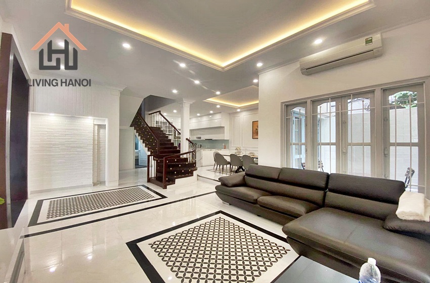 Bright house with 5 bedrooms for rent in Tay Ho, Hanoi Bright house with 5 bedrooms for rent in Tay Ho, Hanoi