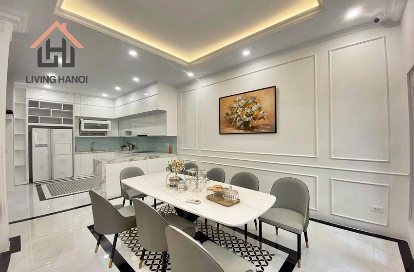 Bright house with 5 bedrooms for rent in Tay Ho, Hanoi Bright house with 5 bedrooms for rent in Tay Ho, Hanoi