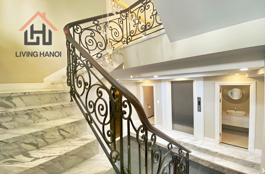 Charming house with 04 bedrooms for rent in Vinhomes Riverside, Hanoi. Charming house with 04 bedrooms for rent in Vinhomes Riverside, Hanoi.