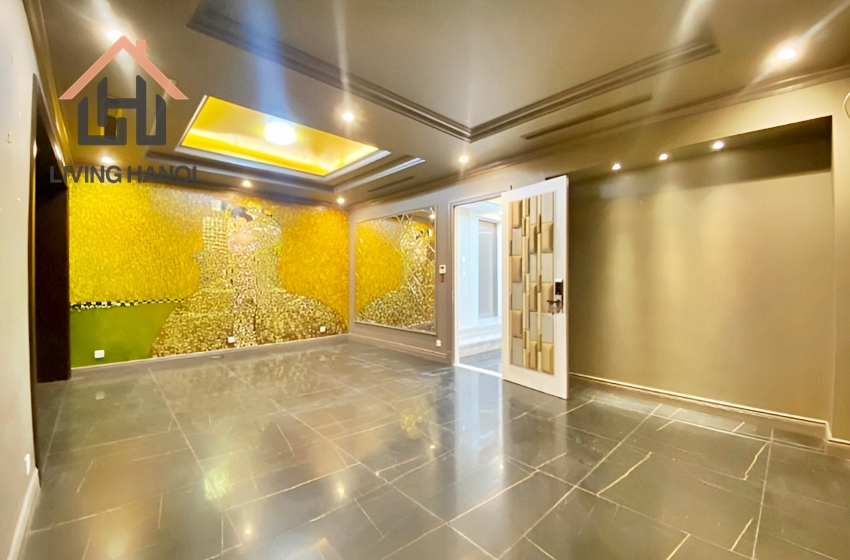 Charming house with 04 bedrooms for rent in Vinhomes Riverside, Hanoi. Charming house with 04 bedrooms for rent in Vinhomes Riverside, Hanoi.
