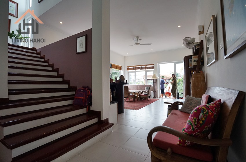 Classical house with swimming pool for rent in Au Co, Tay Ho, Hanoi Classical house with swimming pool for rent in Au Co, Tay Ho, Hanoi