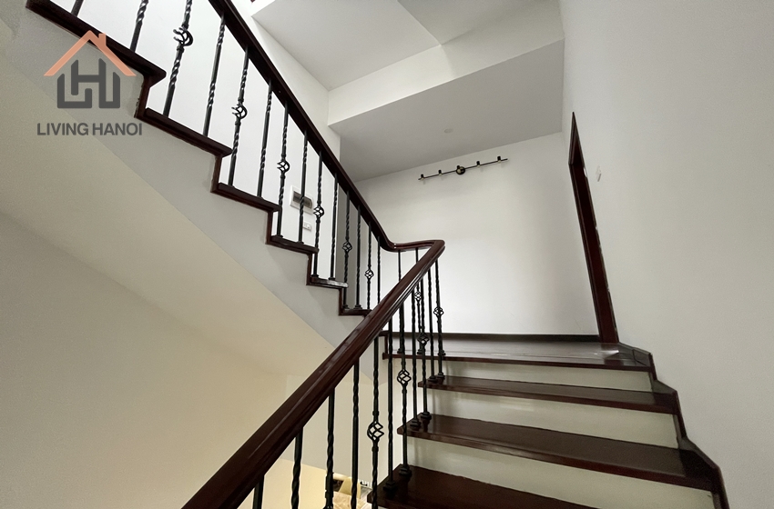 FAMILY LIVING! Big villa for rent in Starlake, Tay Ho Tay, Hanoi FAMILY LIVING! Big villa for rent in Starlake, Tay Ho Tay, Hanoi