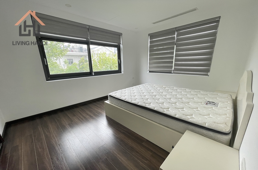 FAMILY LIVING! Big villa for rent in Starlake, Tay Ho Tay, Hanoi FAMILY LIVING! Big villa for rent in Starlake, Tay Ho Tay, Hanoi