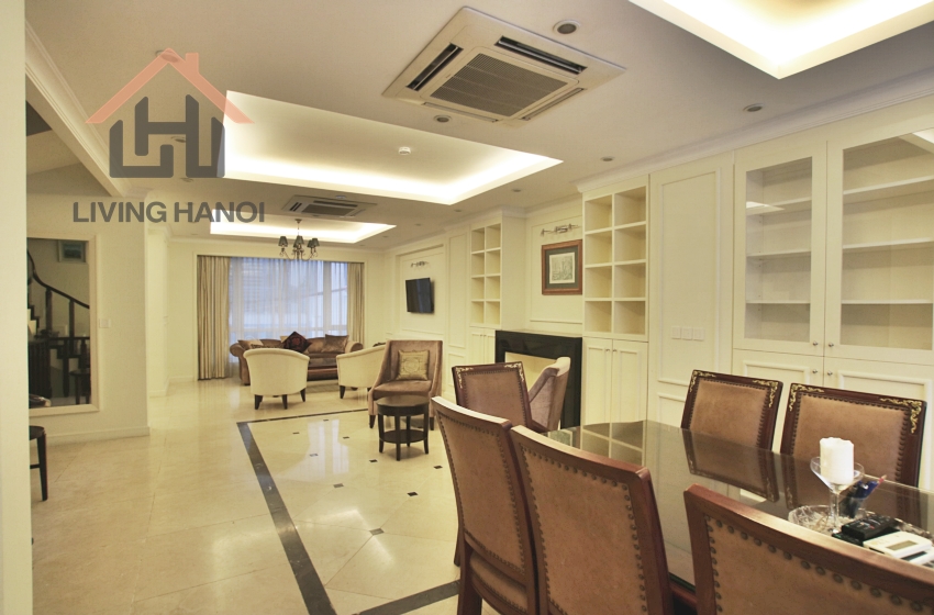 Four bedroom villa for rent in Tay Ho, Hanoi Four bedroom villa for rent in Tay Ho, Hanoi