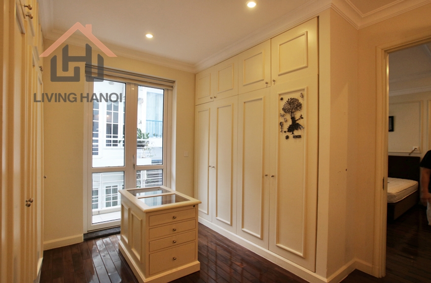 Four bedroom villa for rent in Tay Ho, Hanoi Four bedroom villa for rent in Tay Ho, Hanoi