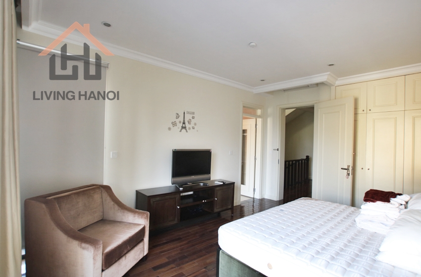 Four bedroom villa for rent in Tay Ho, Hanoi Four bedroom villa for rent in Tay Ho, Hanoi