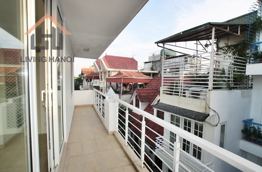 Four bedroom villa for rent in Tay Ho, Hanoi Four bedroom villa for rent in Tay Ho, Hanoi