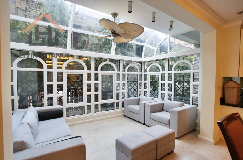 Four bedroom villa for rent in Tay Ho, Hanoi Four bedroom villa for rent in Tay Ho, Hanoi