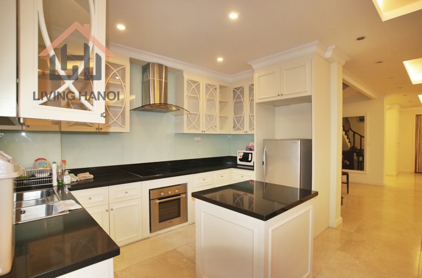 Four bedroom villa for rent in Tay Ho, Hanoi Four bedroom villa for rent in Tay Ho, Hanoi