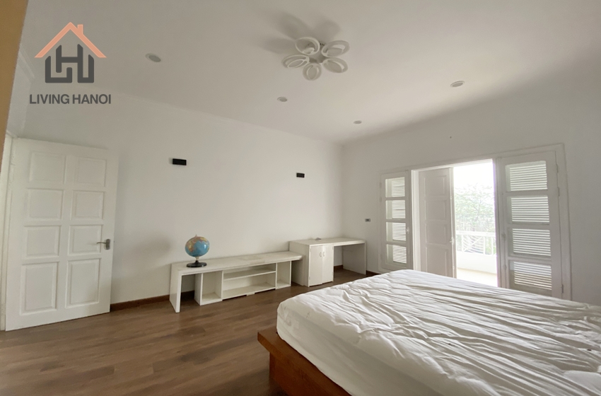 Fully furniture house for rent, 4 bedrooms, in Ciputra, Hanoi Fully furniture house for rent, 4 bedrooms, in Ciputra, Hanoi