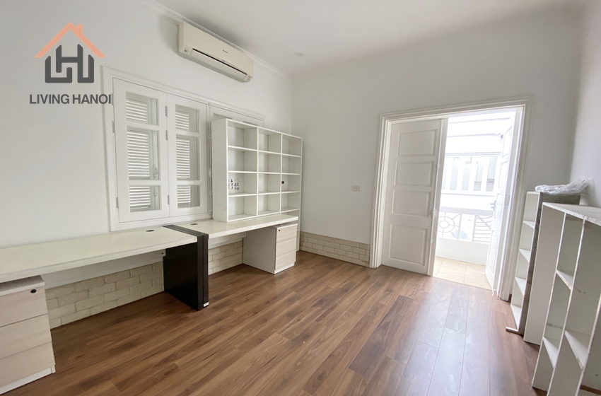 Fully furniture house for rent, 4 bedrooms, in Ciputra, Hanoi Fully furniture house for rent, 4 bedrooms, in Ciputra, Hanoi
