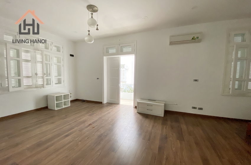 Fully furniture house for rent, 4 bedrooms, in Ciputra, Hanoi Fully furniture house for rent, 4 bedrooms, in Ciputra, Hanoi