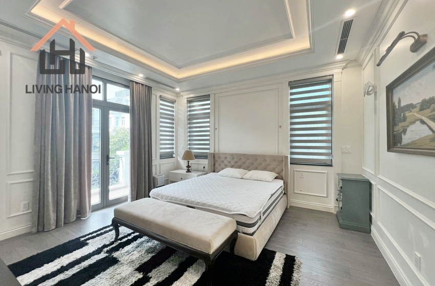 Gorgeous 04 bedrooms house available for rent in Vinhomes Riverside, Hanoi Gorgeous 04 bedrooms house available for rent in Vinhomes Riverside, Hanoi