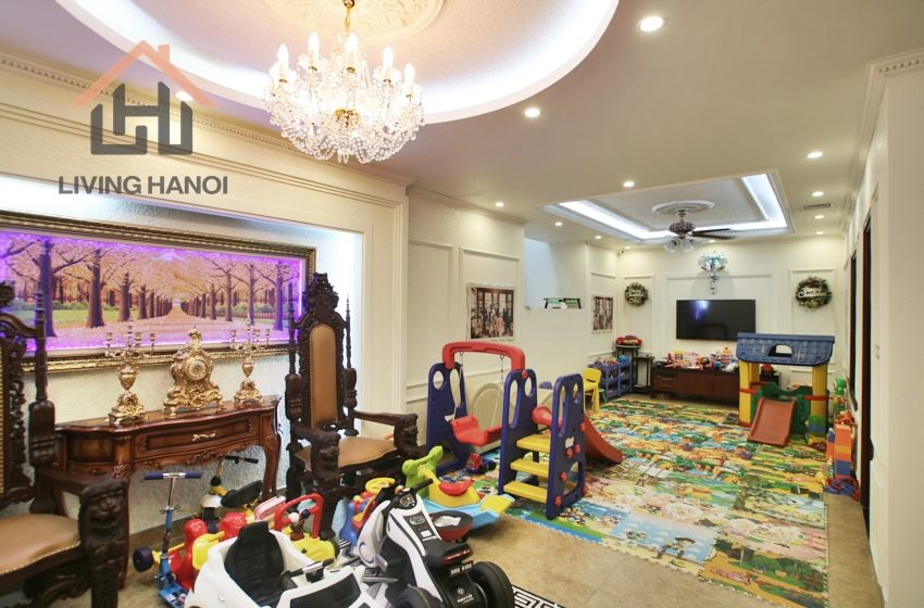 Gorgeous house available for rent in Vinhomes Riverside, Hanoi Gorgeous house available for rent in Vinhomes Riverside, Hanoi
