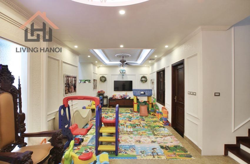 Gorgeous house available for rent in Vinhomes Riverside, Hanoi Gorgeous house available for rent in Vinhomes Riverside, Hanoi