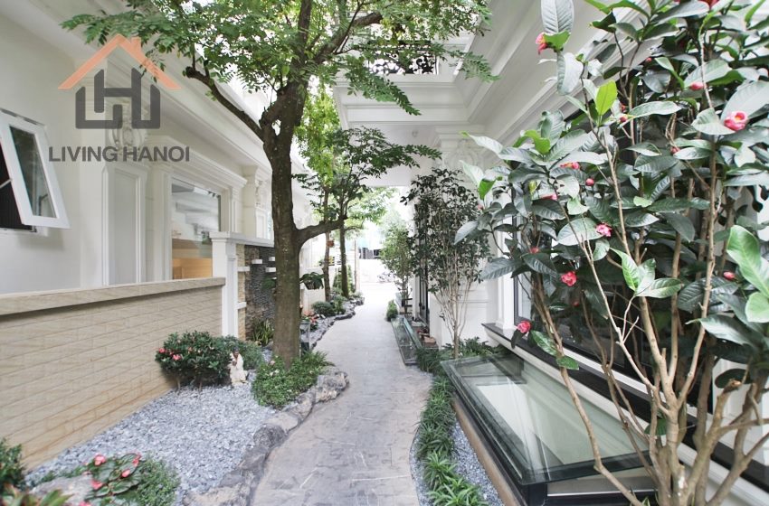Gorgeous house available for rent in Vinhomes Riverside, Hanoi Gorgeous house available for rent in Vinhomes Riverside, Hanoi