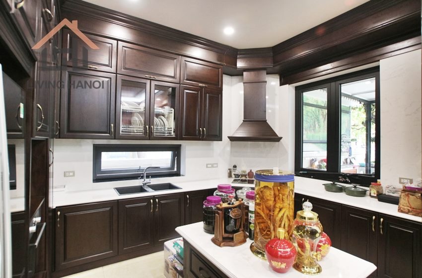 Gorgeous house available for rent in Vinhomes Riverside, Hanoi Gorgeous house available for rent in Vinhomes Riverside, Hanoi
