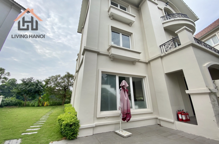Harmony 03 bedroom house for rent in Vinhomes Riverside, Long Bien, Hanoi Harmony 03 bedroom house for rent in Vinhomes Riverside, Long Bien, Hanoi