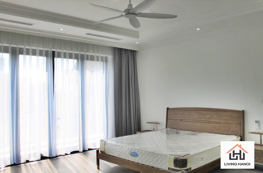 Harmony 04 bedroom house for rent in Vinhomes Riverside, Hanoi Harmony 04 bedroom house for rent in Vinhomes Riverside, Hanoi