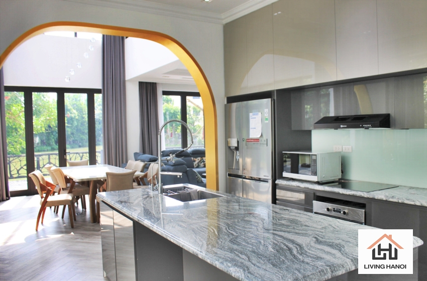 Harmony 04 bedroom house for rent in Vinhomes Riverside, Hanoi Harmony 04 bedroom house for rent in Vinhomes Riverside, Hanoi