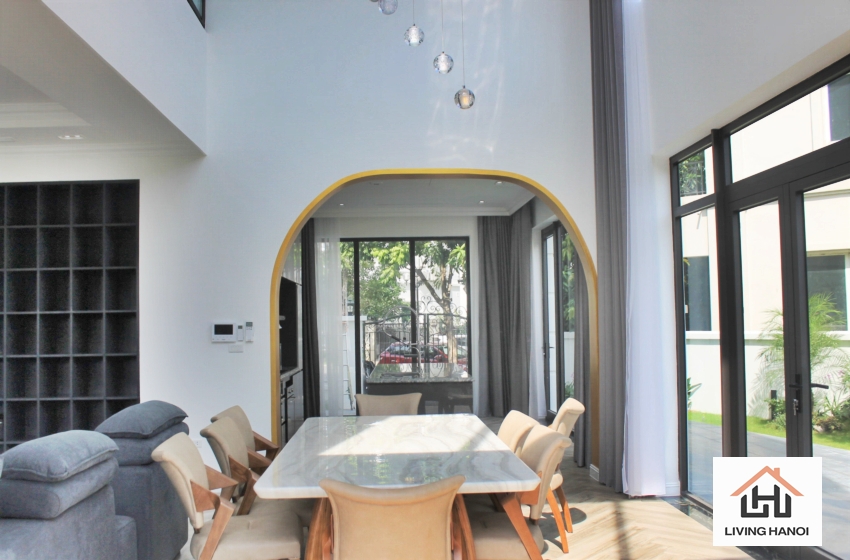 Harmony 04 bedroom house for rent in Vinhomes Riverside, Hanoi Harmony 04 bedroom house for rent in Vinhomes Riverside, Hanoi