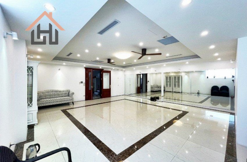 Harmony 04 bedroom villa for rent in Vinhomes Riverside, Hanoi Harmony 04 bedroom villa for rent in Vinhomes Riverside, Hanoi