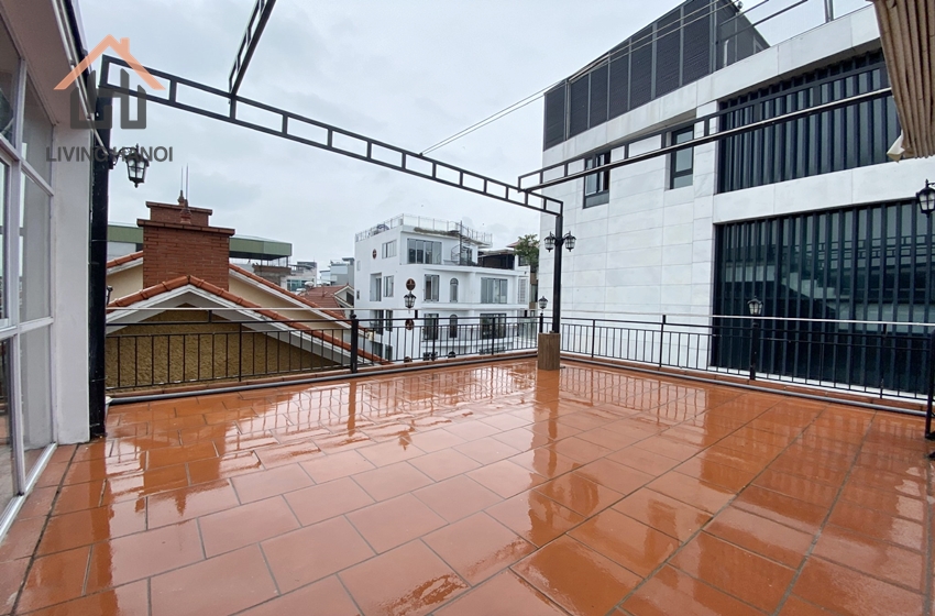 House is in the perfect location for those who love convenience in Tay Ho House is in the perfect location for those who love convenience in Tay Ho